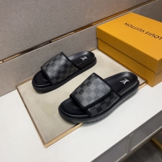 Louis Vuitton Slippers